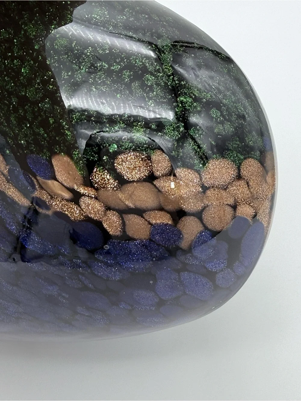 Dale Tiffany Style Heavy Squat Vase Mouth Blown Colorful Peacock Gold Accent